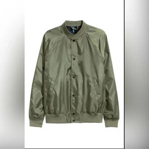 Men’s H&M Polyester Green Baseball button up light weight baseball jacket size M